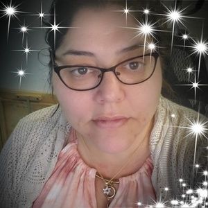 Meet your Posher, Danay